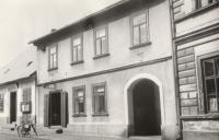 Hf_889 Hf_889
